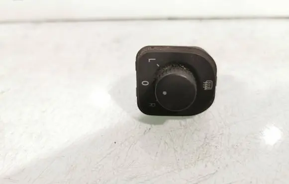 Volkswagen Golf V Wing mirror switch 1K0959565