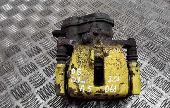 Audi A5 8T 8F Rear brake caliper 32335478