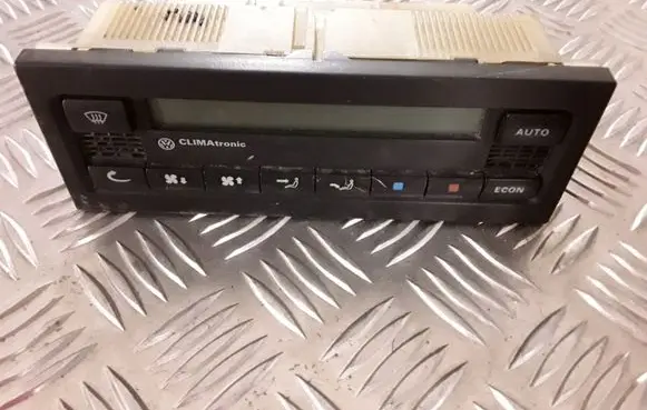 Volkswagen PASSAT B5 Climate control unit 5HB00761710 3B1907044B