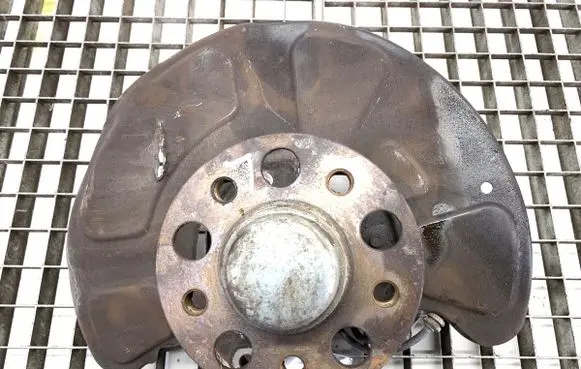 Mercedes-Benz E W212 Front wheel hub spindle knuckle