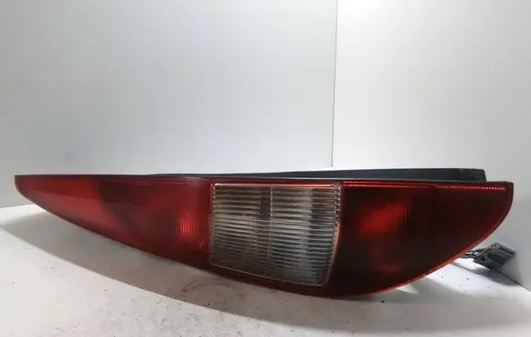 Ford Mondeo Mk III Rear/tail lights 1S7113405C
