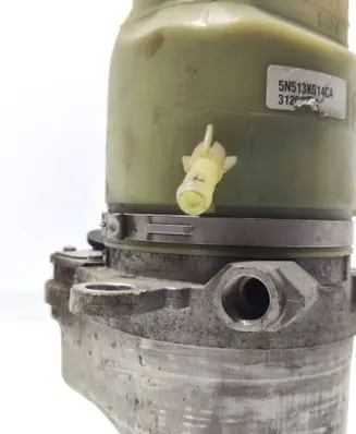 Volvo V50 Power steering pump 5N513K514CA