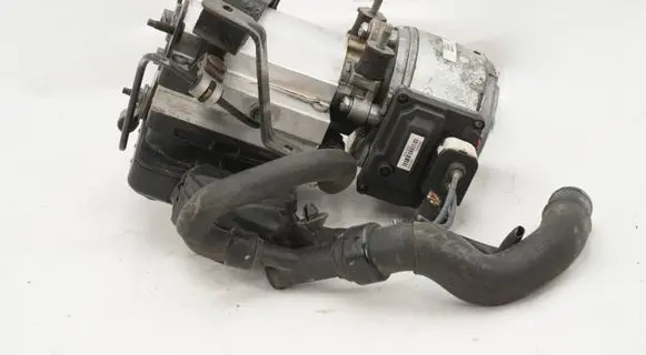 Citroen C5 Air suspension compressor 9654068680