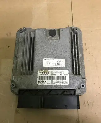 Audi A8 S8 D3 4E Engine control unit/module 4E0907407B