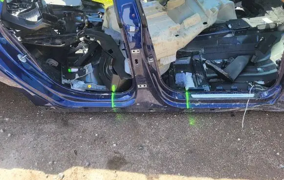 Audi A5 Pillar (middle) 
