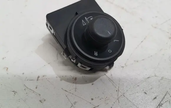 Opel Insignia A Wing mirror switch 13271831