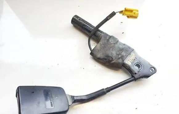 BMW 5 E39 Front seatbelt buckle 563067417B 02681c-190598