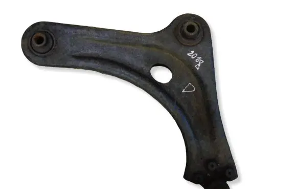 Peugeot 2008 I Front lower control arm/wishbone 