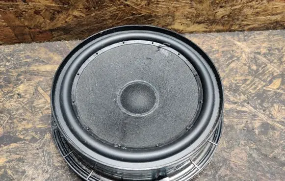 Seat Altea XL Front door speaker 1P0035411