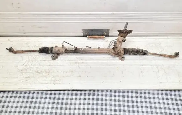 Ford Focus Steering rack 5M513200EE