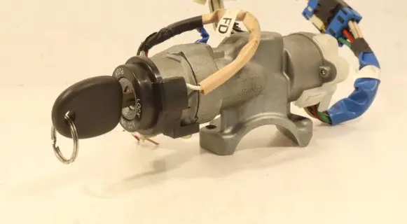 Hyundai i30 Ignition lock FDZDC2
