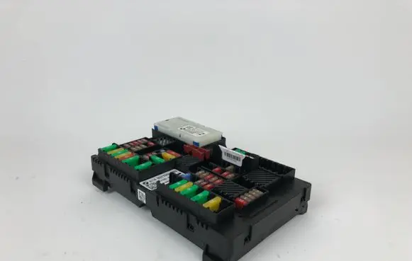 BMW 7 G11 G12 Fuse module 9377503 P00127005AM 15B188AA0104