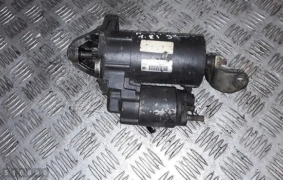 Audi A4 S4 B5 8D Starter motor 