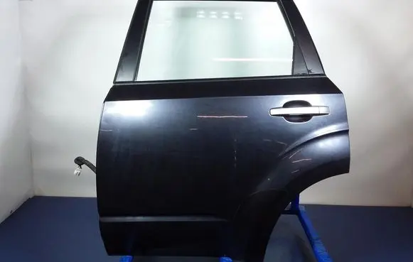 Subaru Forester SH Rear door