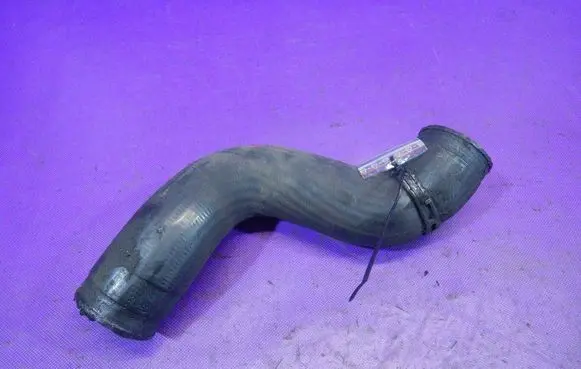 Seat Alhambra (Mk1) Intercooler hose/pipe 