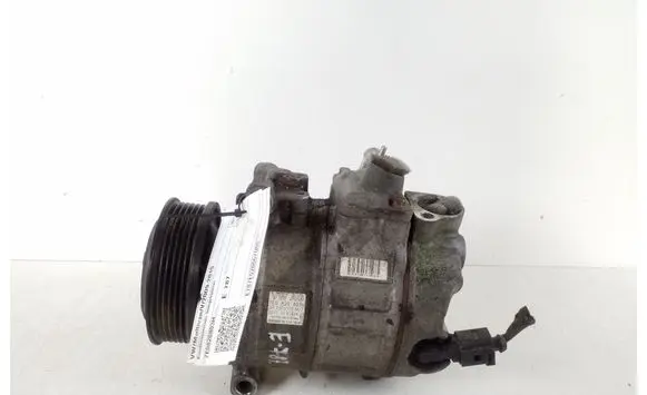 Volkswagen Multivan T5 Air conditioning (A/C) compressor (pump) 7E0820803H