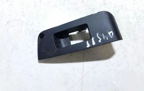 Nissan X-Trail T31 Front door window switch trim 82961jg00a