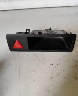 Volkswagen Transporter - Caravelle T5 Hazard light switch 7H0857925