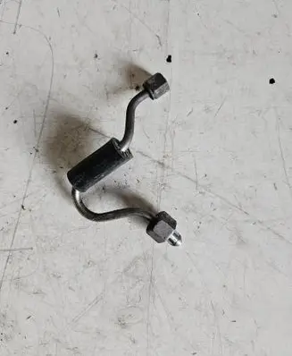 Opel Insignia A Fuel injector supply line/pipe 55204725