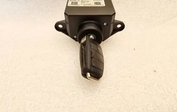 Audi A6 S6 C6 4F Ignition lock 4F0909131E 4F0910131E