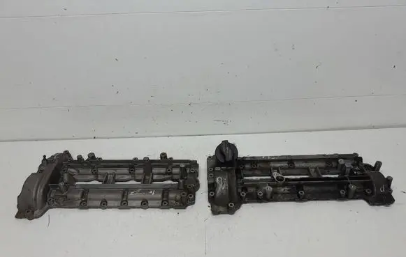 Mercedes-Benz GL X164 Rocker cam cover A6420101230 A6420101630