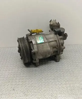 Peugeot 607 Air conditioning (A/C) compressor (pump) 9656572380 00021901561 1303F