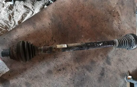Seat Leon (1P) Front driveshaft 1K0407272EN