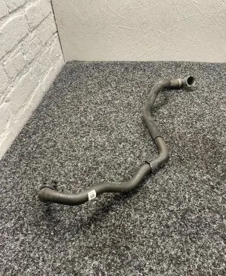 BMW 5 G30 G31 Engine coolant pipe/hose 8654864
