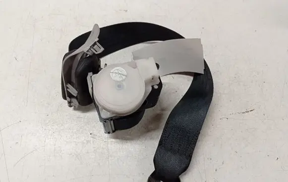 Mazda 5 Third row seat belt BGE130011 BGD030017 BGE030007