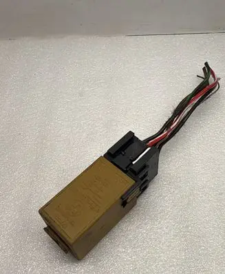 BMW 5 E60 E61 Window control relay 61368384505 V23141B3001X15