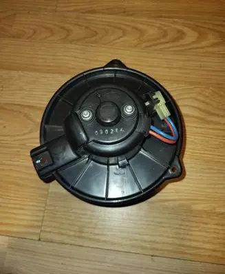 Mitsubishi Space Star Heater fan/blower 0130111191
