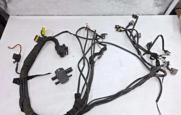 Volkswagen PASSAT B5 Exhaust gas pressure sensor E310R036342 E1367R010216 98993