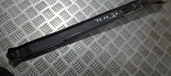 Honda Civic Fuel tank mounting bracket 