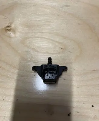 Mercedes-Benz ML W164 Air pressure sensor A0061539928