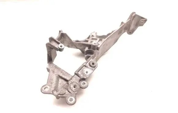 Land Rover Range Rover Evoque L551 Engine mounting bracket G4D3-9L456-DC