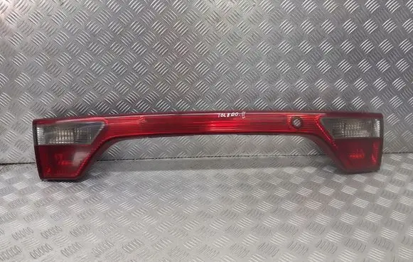 Seat Toledo II (1M) Rear window tailgate spoiler 1M5945225