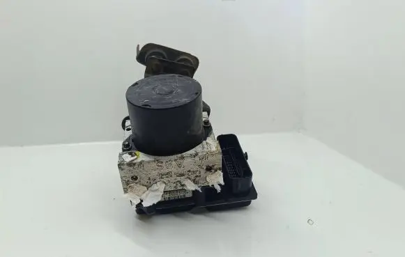 Skoda Fabia Mk1 (6Y) ABS Pump 6Q0614117 0265231426 482L5060804