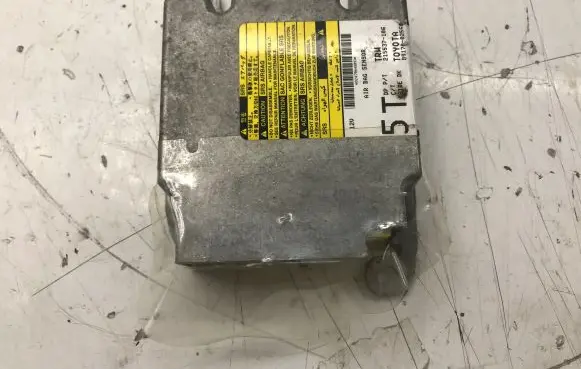 Toyota Auris 150 Airbag control unit/module 8917002560 215537106