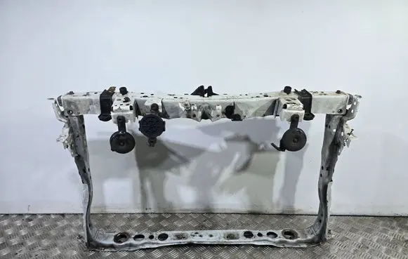 Toyota Prius (XW30) Radiator support slam panel 