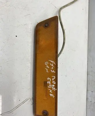 Ford Probe Front indicator light