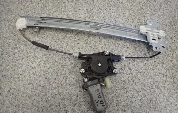 KIA Rio Front door window regulator with motor