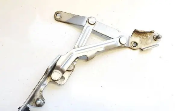 Mitsubishi Lancer X Engine bonnet/hood hinges