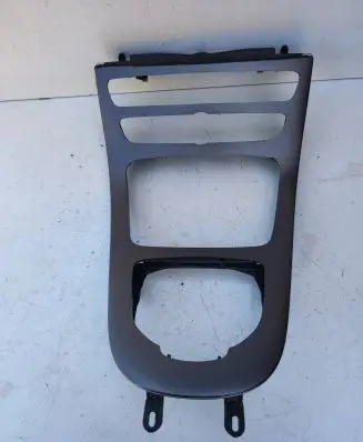 Mercedes-Benz E W213 Radio/GPS head unit trim A2138100815
