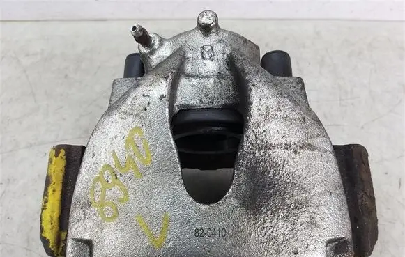 Opel Astra G Front brake caliper
