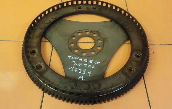 Volkswagen Touareg I Flywheel 059105323T 163S1