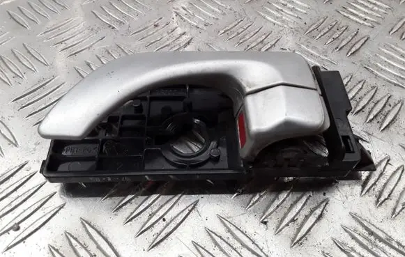 Hyundai Sonata Front door interior handle 82613NF000