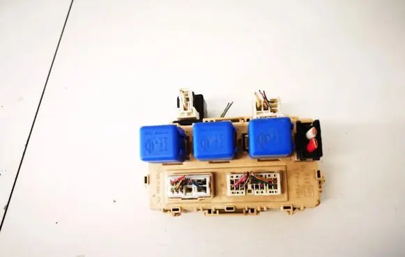 Nissan X-Trail T30 Fuse box set