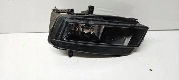 Volkswagen Golf VII Front fog light