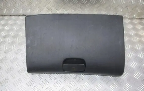 Hyundai Sonata Glove box