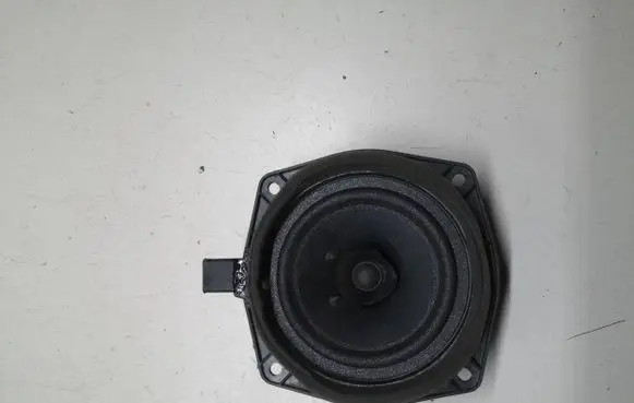 Mitsubishi Colt Front door speaker EAS13P17A6
